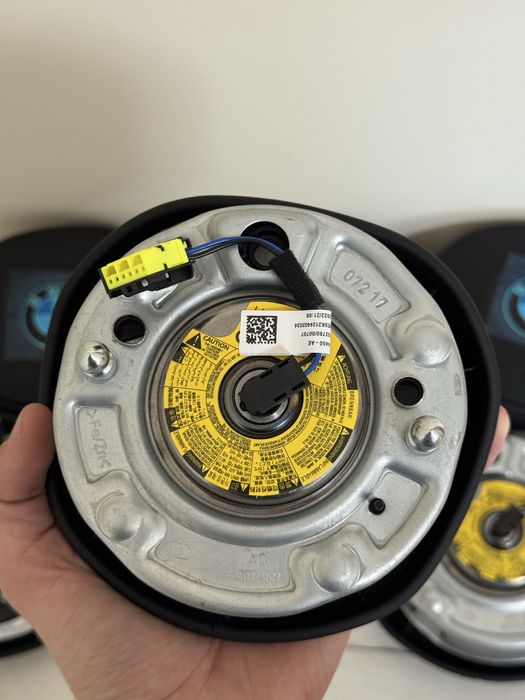 Подушка airbag M руля BMW G20 G22 G26 G30 G05 G06 G07 G11 G12 G01 G02