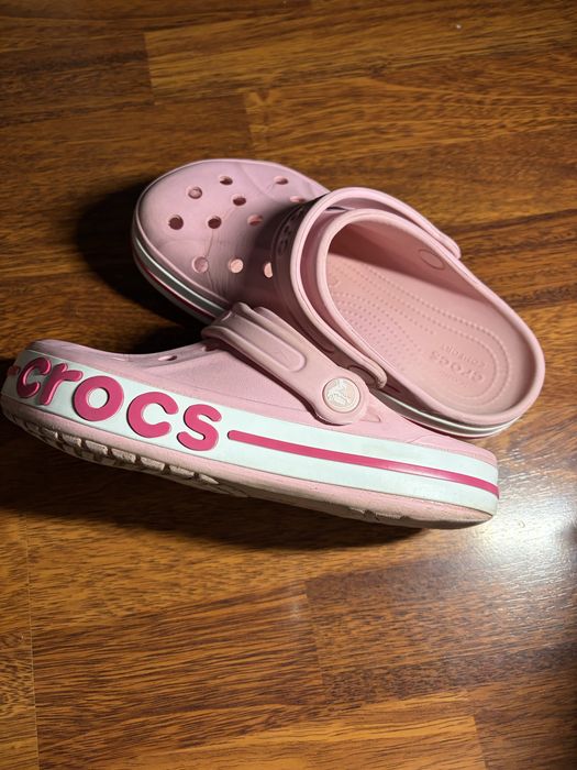 Продам crocs оригінал