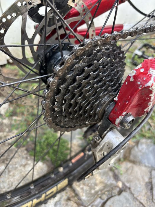 Bicicleta Downhill Rocky Mountain