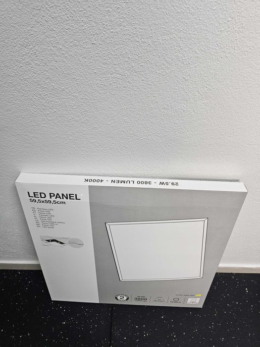 3 Painéis LED 60x60 novos e selados, 29,5W 3800lm 4000K