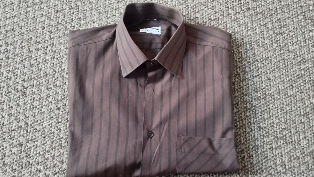 Koszula męska z krótkim rękawem Zestaw 2. R. Kołnierzyka 39 /40 cm.