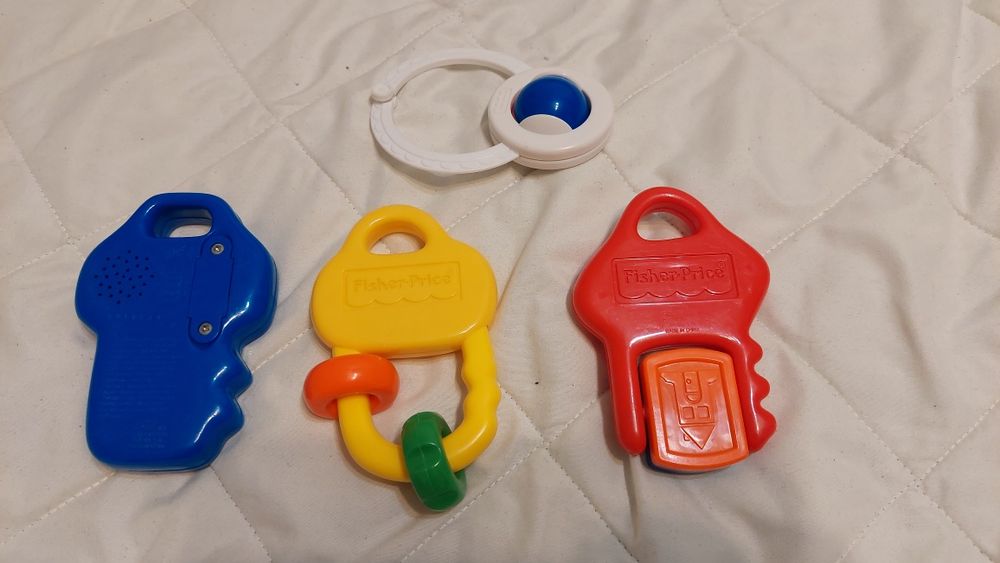 Grające kluczyki, Fisher Price


FISHER PRICE GRAJĄCE KLUC