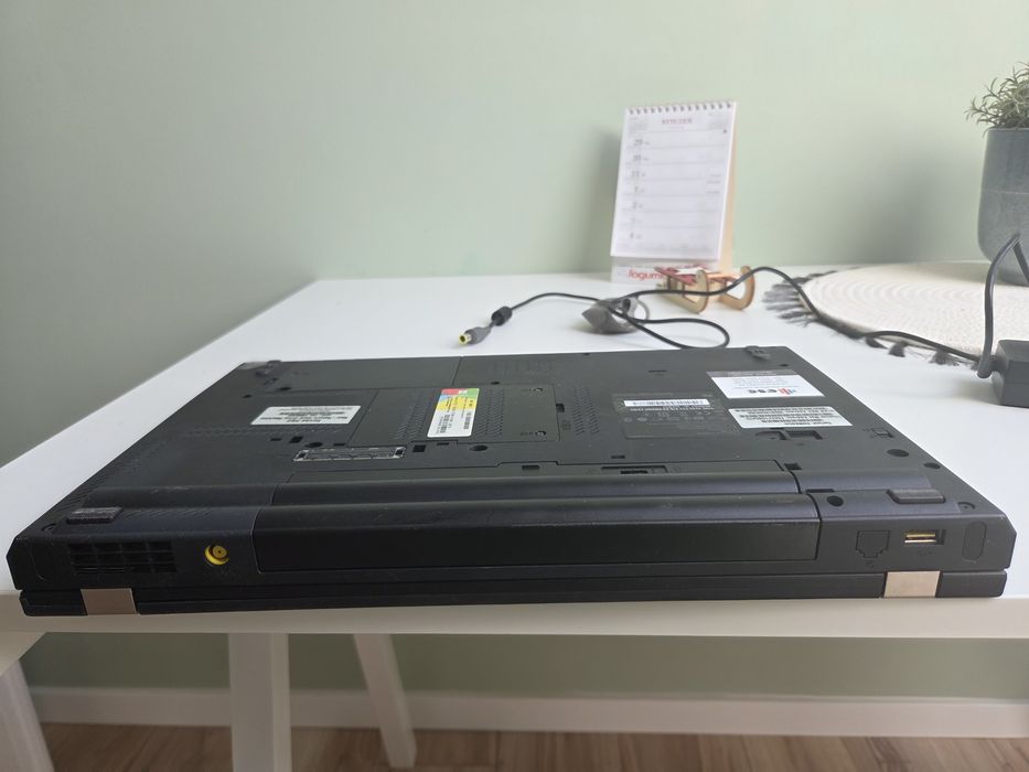 Laptop Lenovo używany