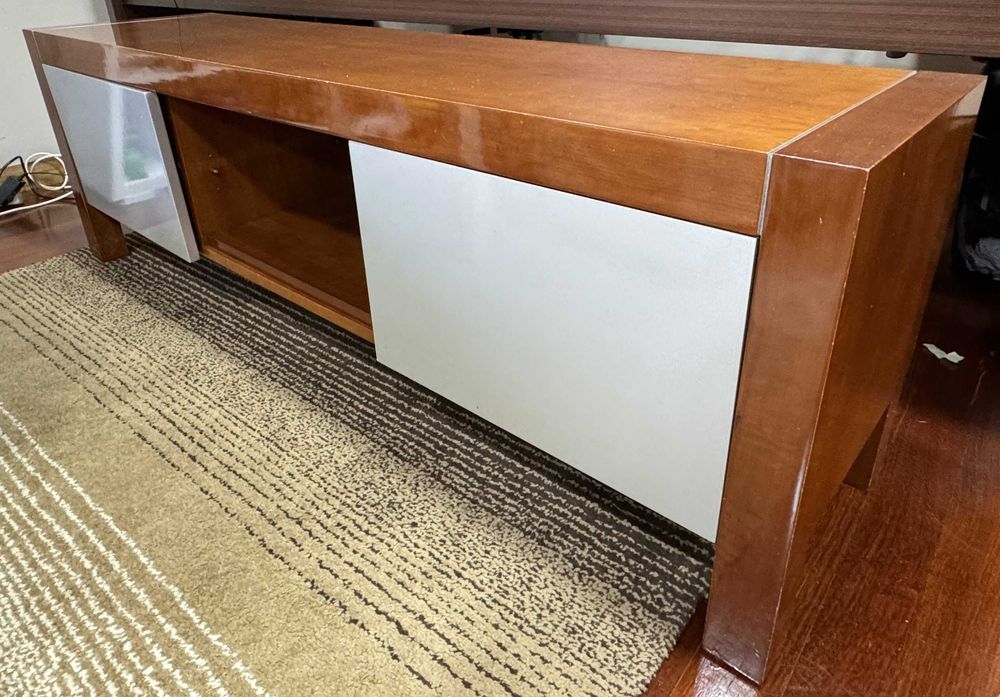 Elegante e sofisticado Movel TV e moldura TV