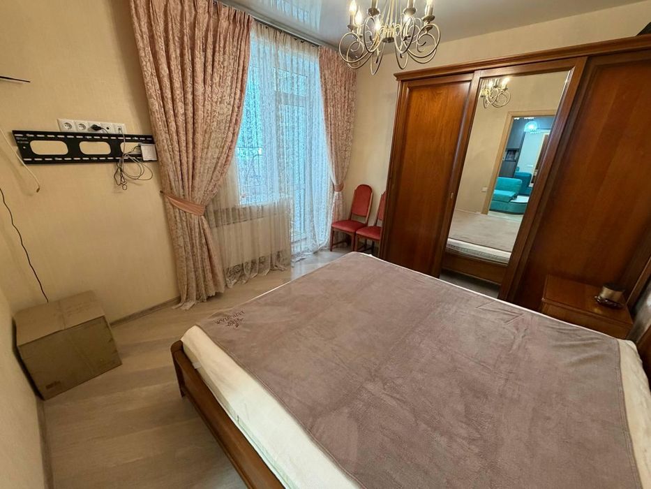 Продам 3-к квартиру з ремонтом, 100 кв.м, на Черемхах (3-247-325)