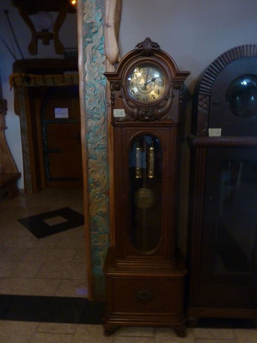 Ostatnia okazja - zegary stojące, piękna kolekcja - w hurcie rabat