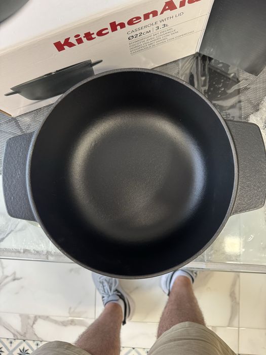 Tacho KitchenAid 22cm 3,3L com Tampa – Novo Nunca Usado