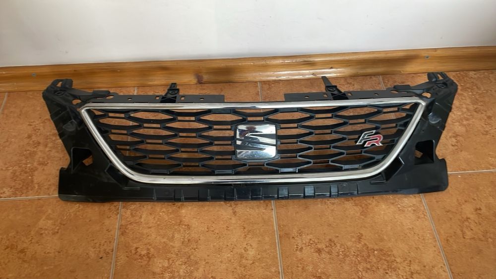 Решітка Seat Leon III рестайлінг оригінал 5f0853654