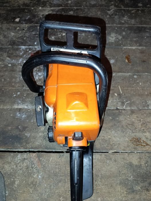 Продам бензопилу Штиль 180