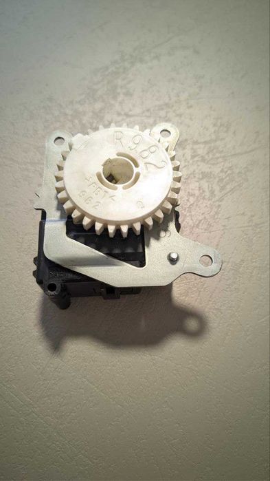 Привід заслонок печки Toyota 063800-110, 063800-180