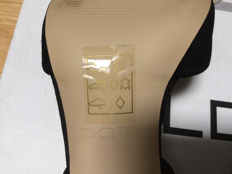 Czarne skórzane szpilki ALDO roz. 37