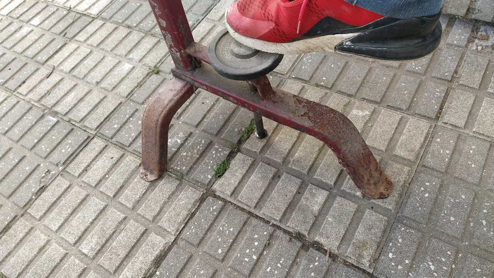 Engarrafador de vinho antigo