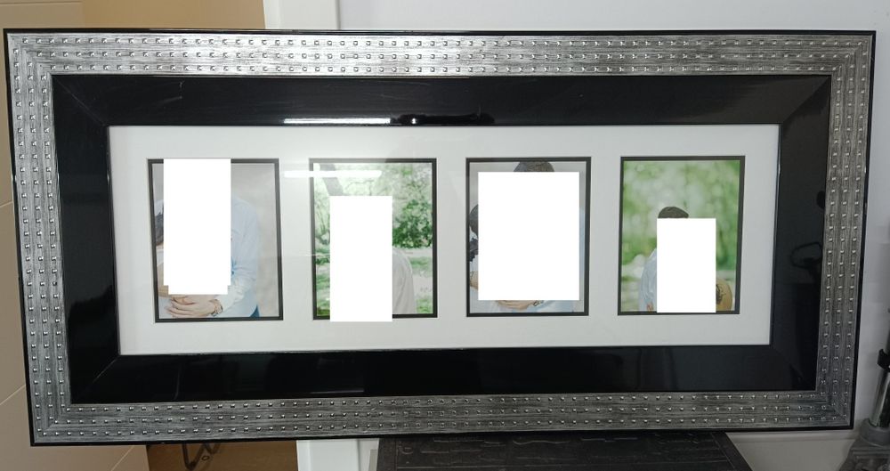 Moldura para 4 fotografias