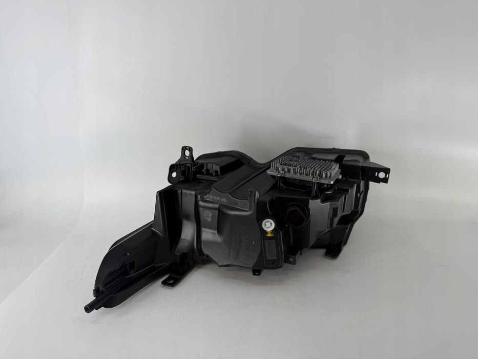 Land Rover Range Rover Фари фара передні праві ліві Full Led Mid
