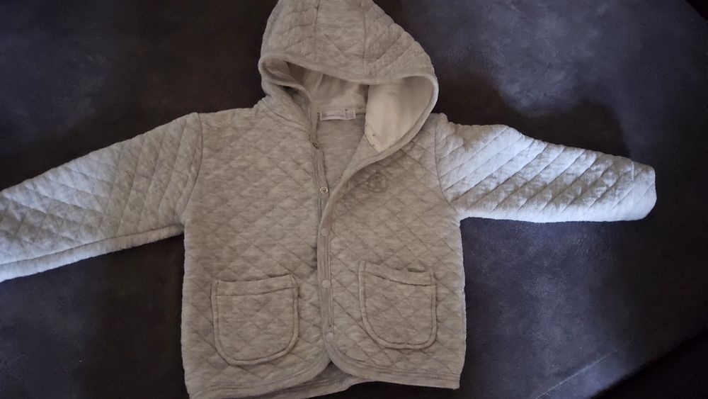 Кофточка теплая.