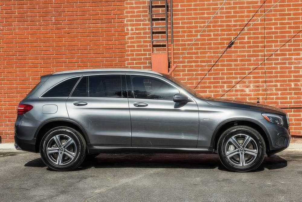 Mercedes-Benz GLC 350e 4MATIC      2019
