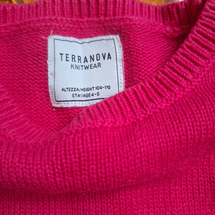 Продам светер дитячий