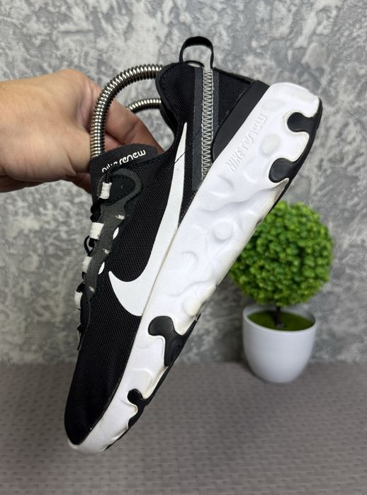 Nike Renew Element кроссовки 38 размер спортивные черные