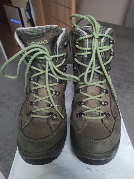 Buty trekkingowe rozmiar 39,5 LOWA