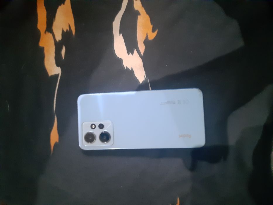 Телефор Редмі 12 нот