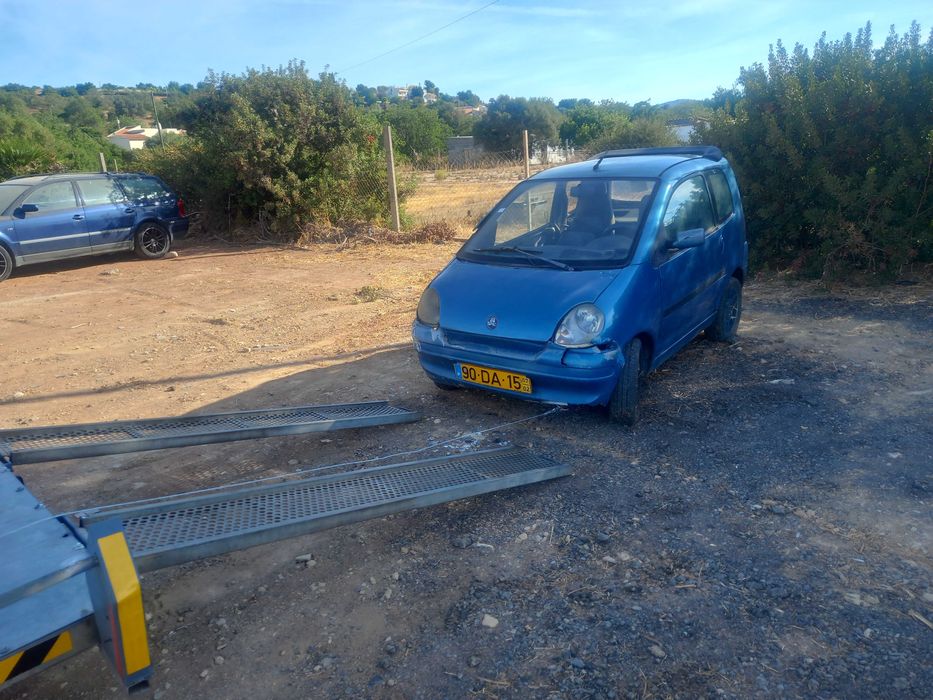 Serviços de  transporte de viaturas