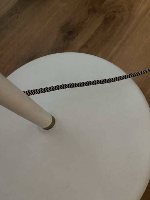 Lampa podłogowa IKEA RANARP – biała, stan bardzo dobry
