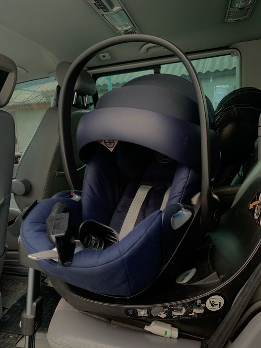 Автолюлька автркрісло Cybex Cloud Z i-Size + база Isofix (Base Z)