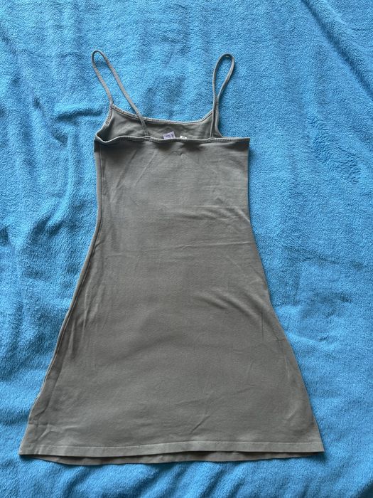 Krótka sukienka khaki na ramiączkach H&M rozmiar XS