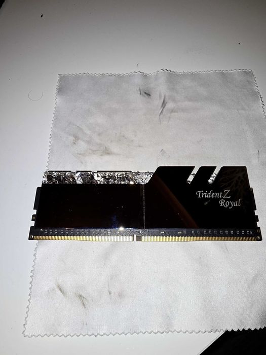 Pamięć G.Skill Trident Z Royal DDR4 128 GB