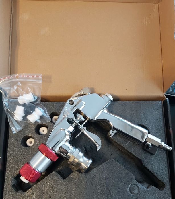 Pistolet do tynków,szpachli,struktury Graco RTX 1500,5500 inne maszyny