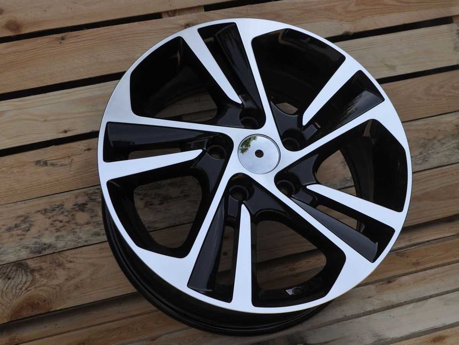 Felgi R17 5x114,3 Citroen C-Crosser C4 Aircross Peugeot 4007 Chrysler