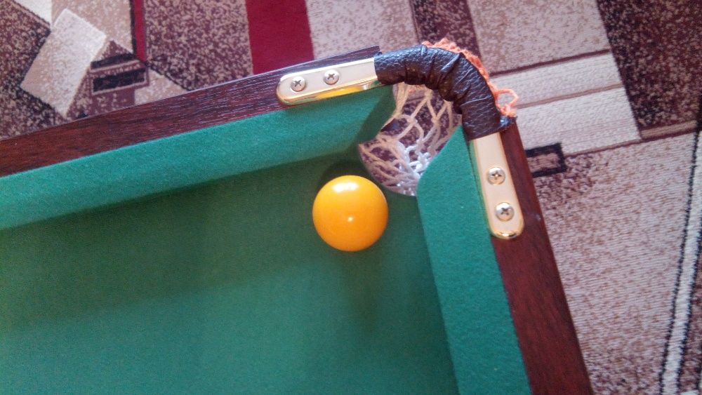 Бильярд  складной для квартиры.4 фута - пирамида.