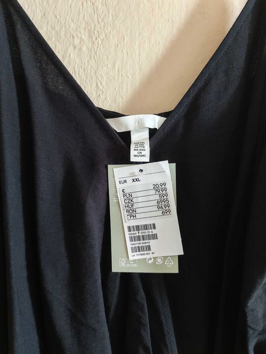 NOWA Czarna sukienka na ramiączkach XXL H&M