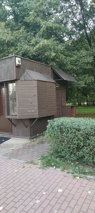 Kiosk Pawilon handlowy Kraków okolice DH.WANDA.