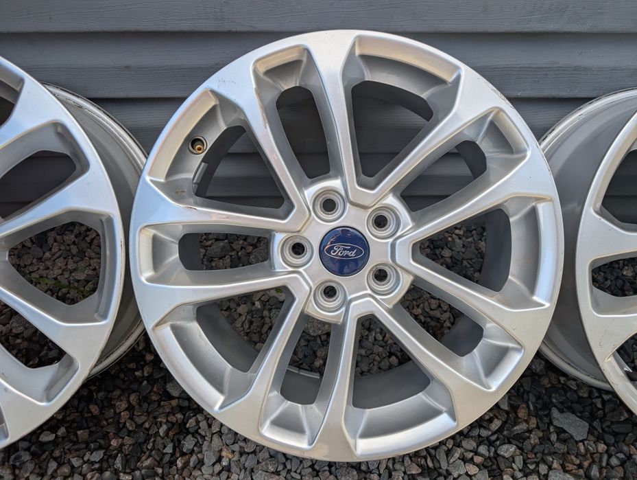 Комплект титанових дисків Ford Volvo 5/108 R17 5*108 17 Escape ET50