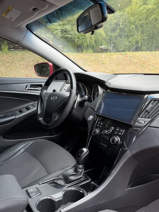 Hyundai Sonata 2013