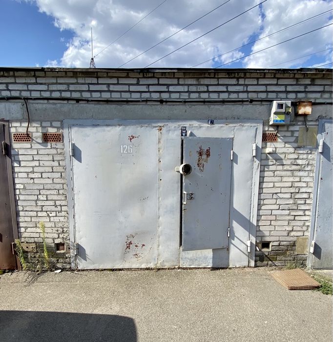 Терміновий продаж гаража