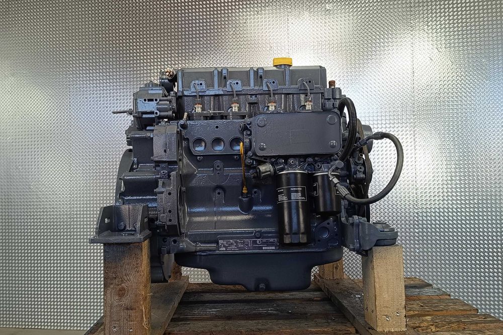 Silnik spalinowy - Deutz BF4M2012 - kruszarka przesiewacz ładowarka