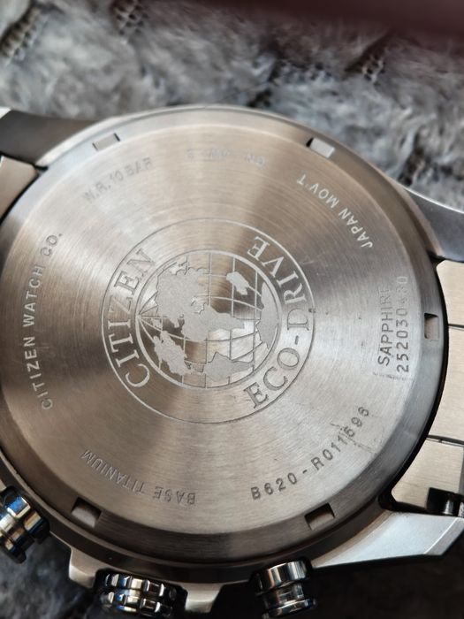 Zegarek męski Citizen Super Titanium Eco-Drive Solar 43mm Chronograph