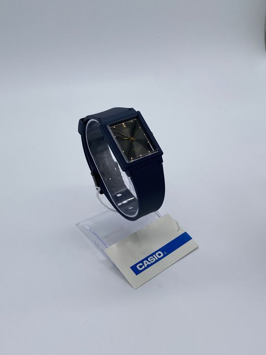 ZEGAREK Damski uniwersalny CASIO MQ-38UC-2A1ER Vintage Granatowy