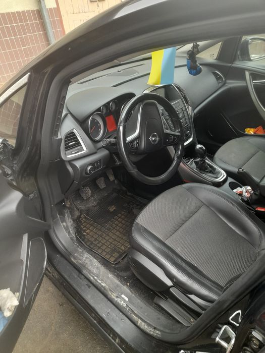 Опель.                                                .