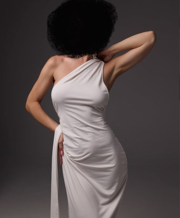 Сукня вечірня.