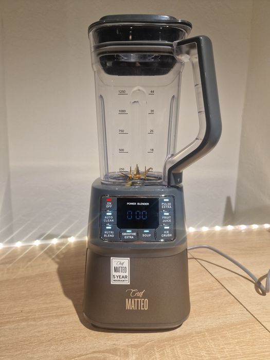Блендер для смузі Chef Matteo.