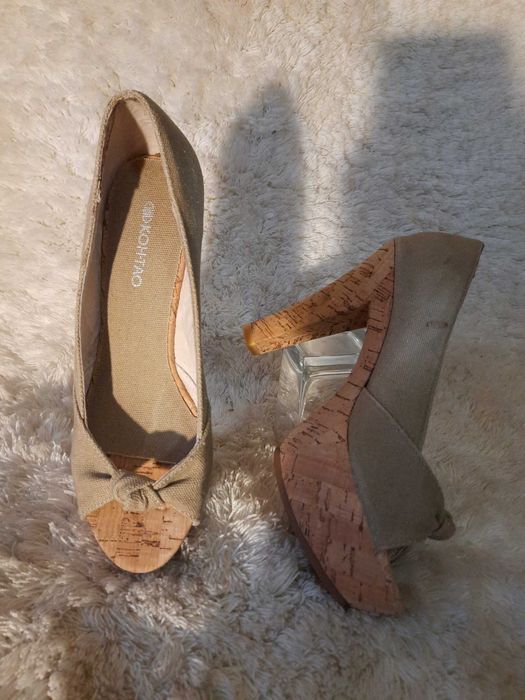 Buty tekstylne nowe