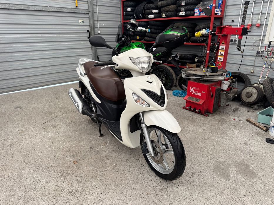 Suzuki  UX 125 Sixteen fv raty transport cały kraj