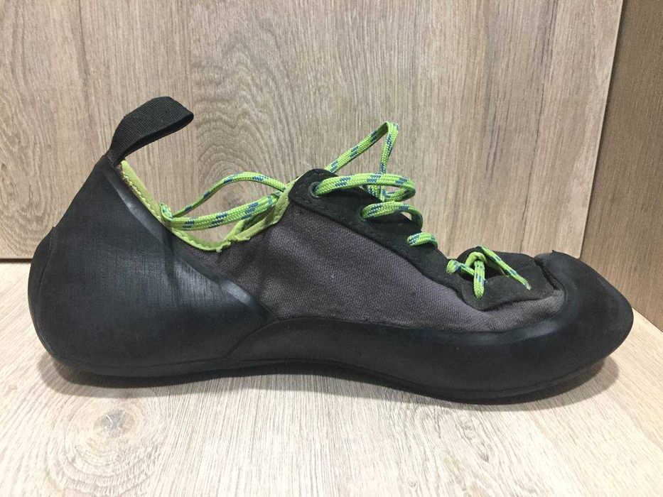 Мужская обувь для скалолазания Simond