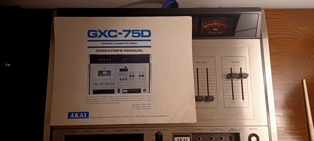 Akai GXC-75D --> Stereo Deck Cassette