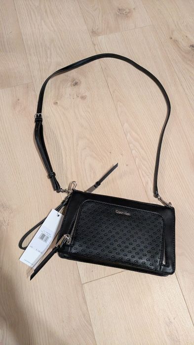 Torebka mała czarna Calvin Klein nowa z metką
