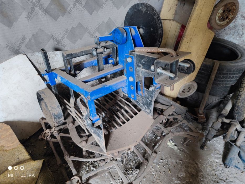 Продам мінітрактор + навісне