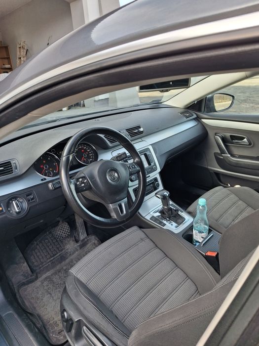 VOLKSWAGEN Passat CC 2010r